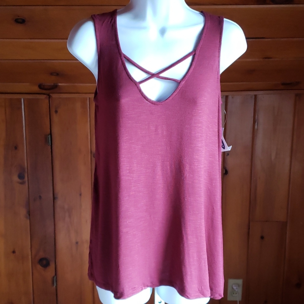 🆕️ Old Navy tank top